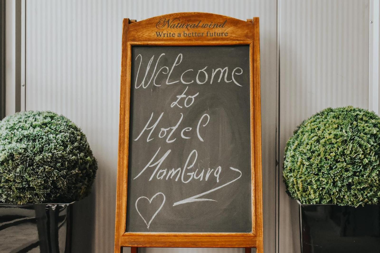 Hotel Hamburg Скопье Экстерьер фото